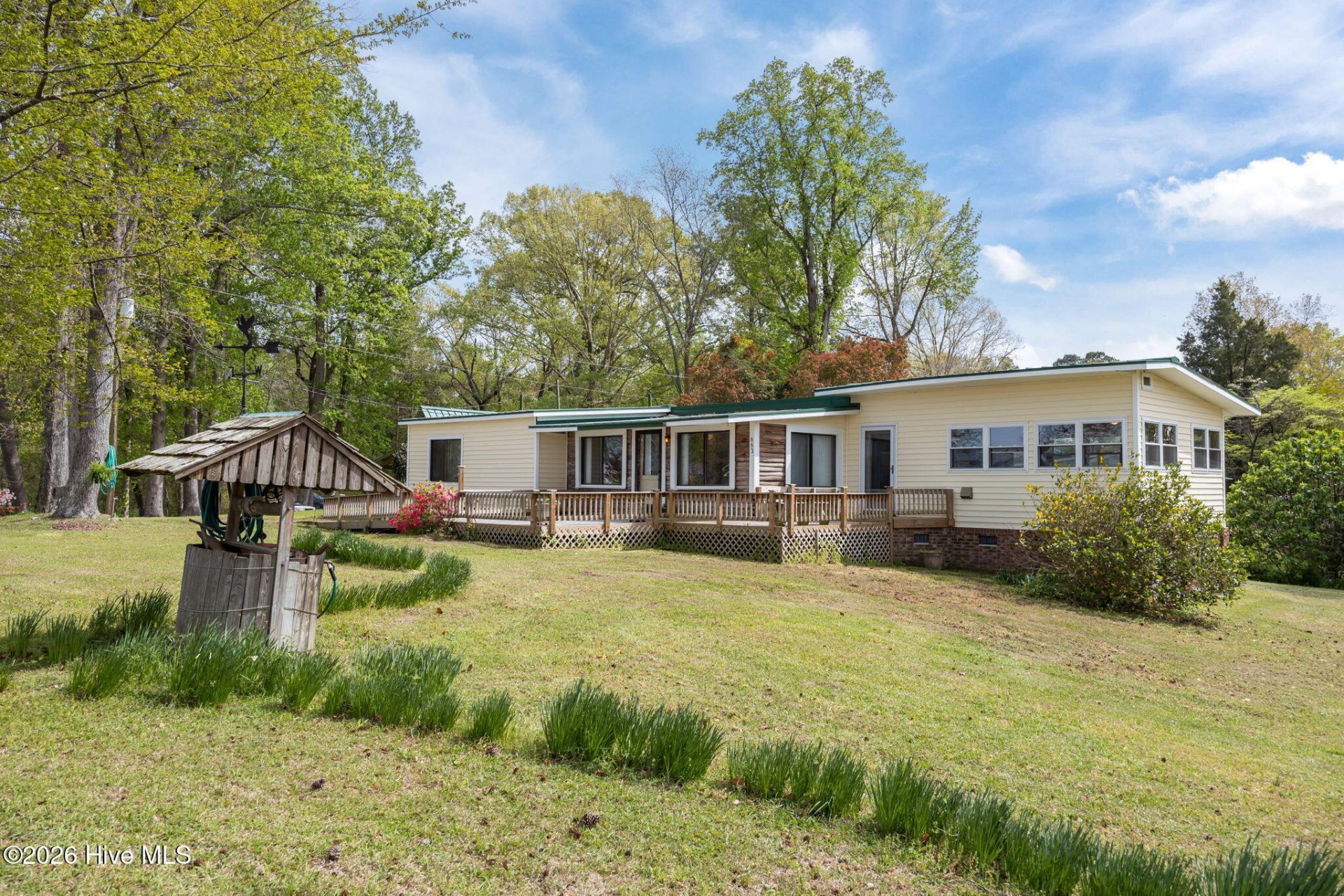 663 Driftwood Drive, Blounts Creek, NC 27814 Main Photo