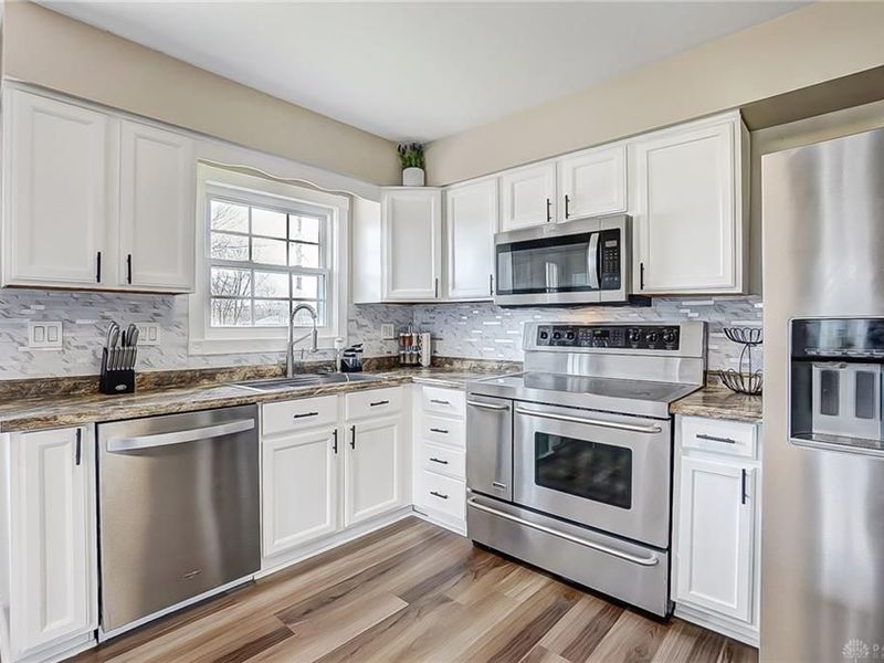 3959 Forest Ridge Boulevard, Dayton, OH 45424 Photo 11