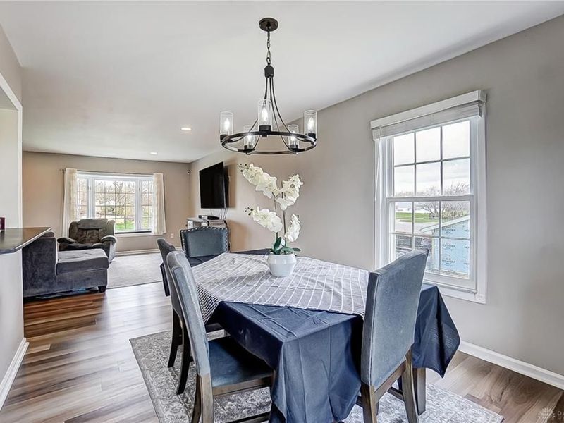 3959 Forest Ridge Boulevard, Dayton, OH 45424 Photo 8