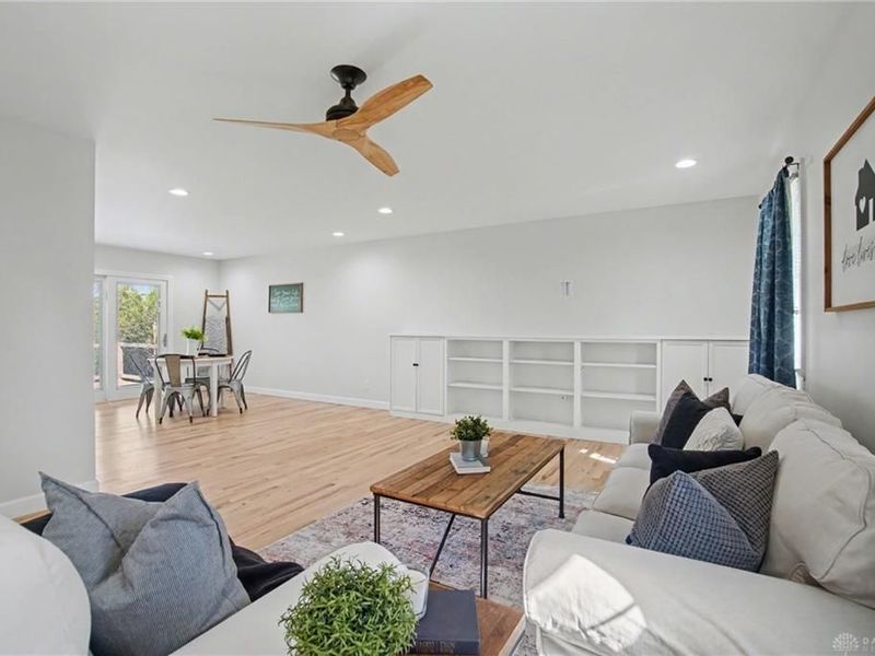 121 Woodfield Place, Centerville, OH 45459 Photo 9