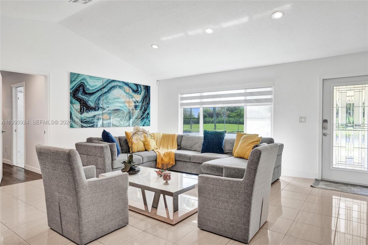 4836 NW 94th Ave, Sunrise, FL 33351 Photo