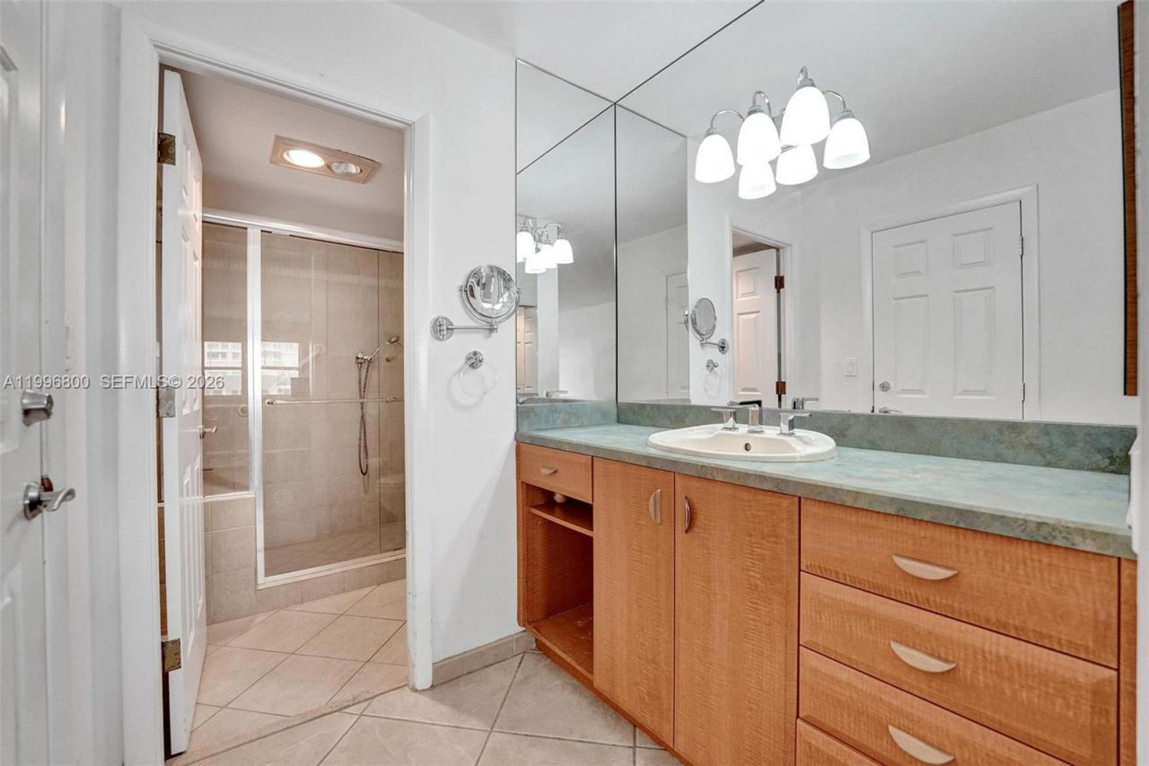 1800 S Ocean Blvd, Unit 703, Lauderdale by the Sea, FL 33062 Photo