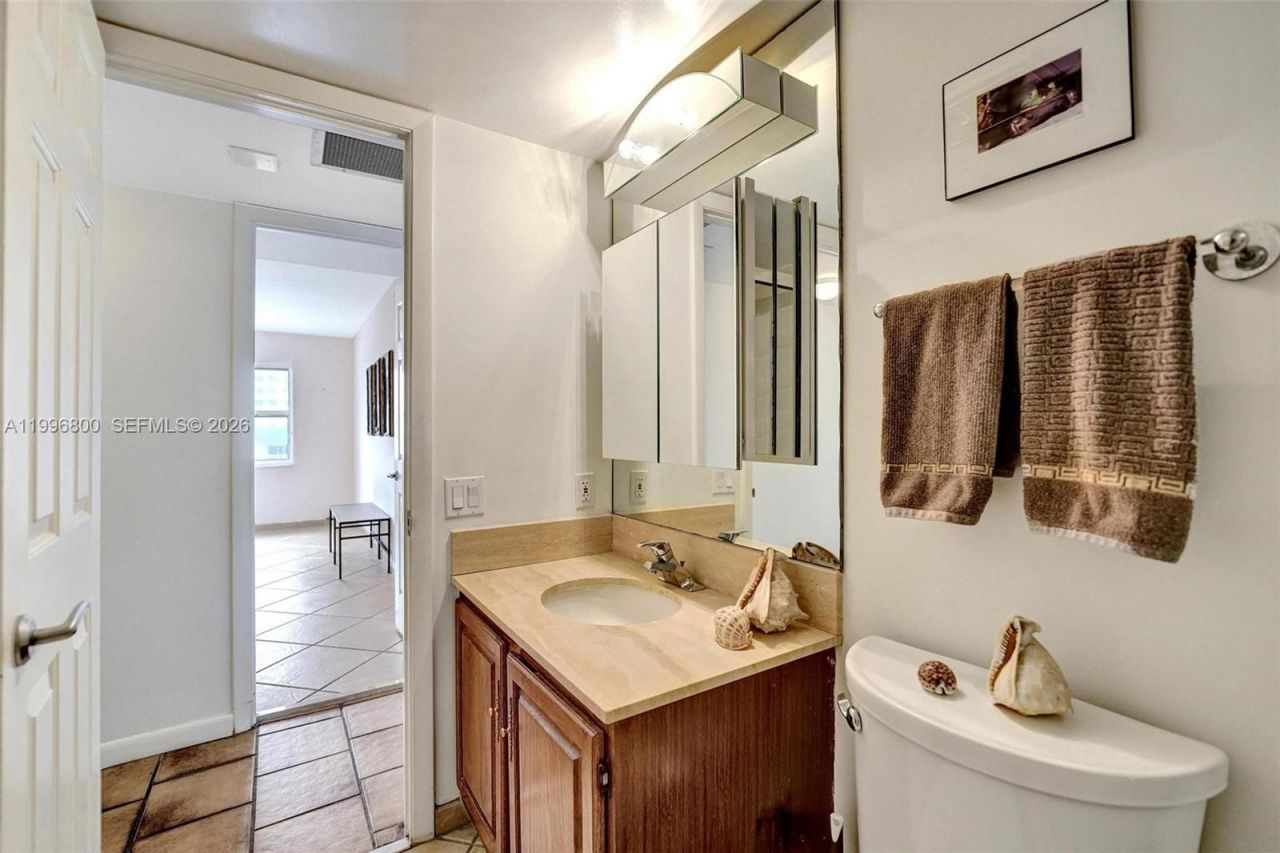 1800 S Ocean Blvd, Unit 703, Lauderdale by the Sea, FL 33062 Photo