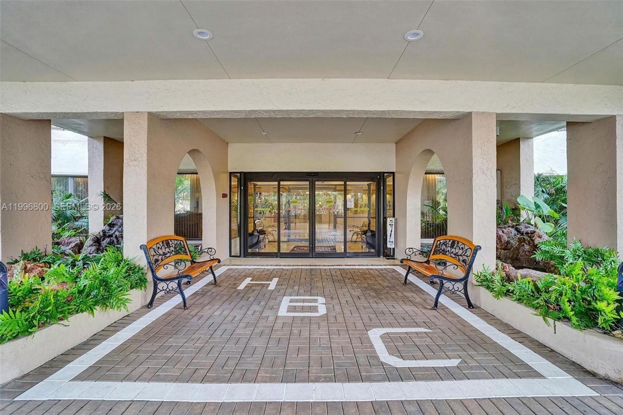 1800 S Ocean Blvd, Unit 703, Lauderdale by the Sea, FL 33062 Photo