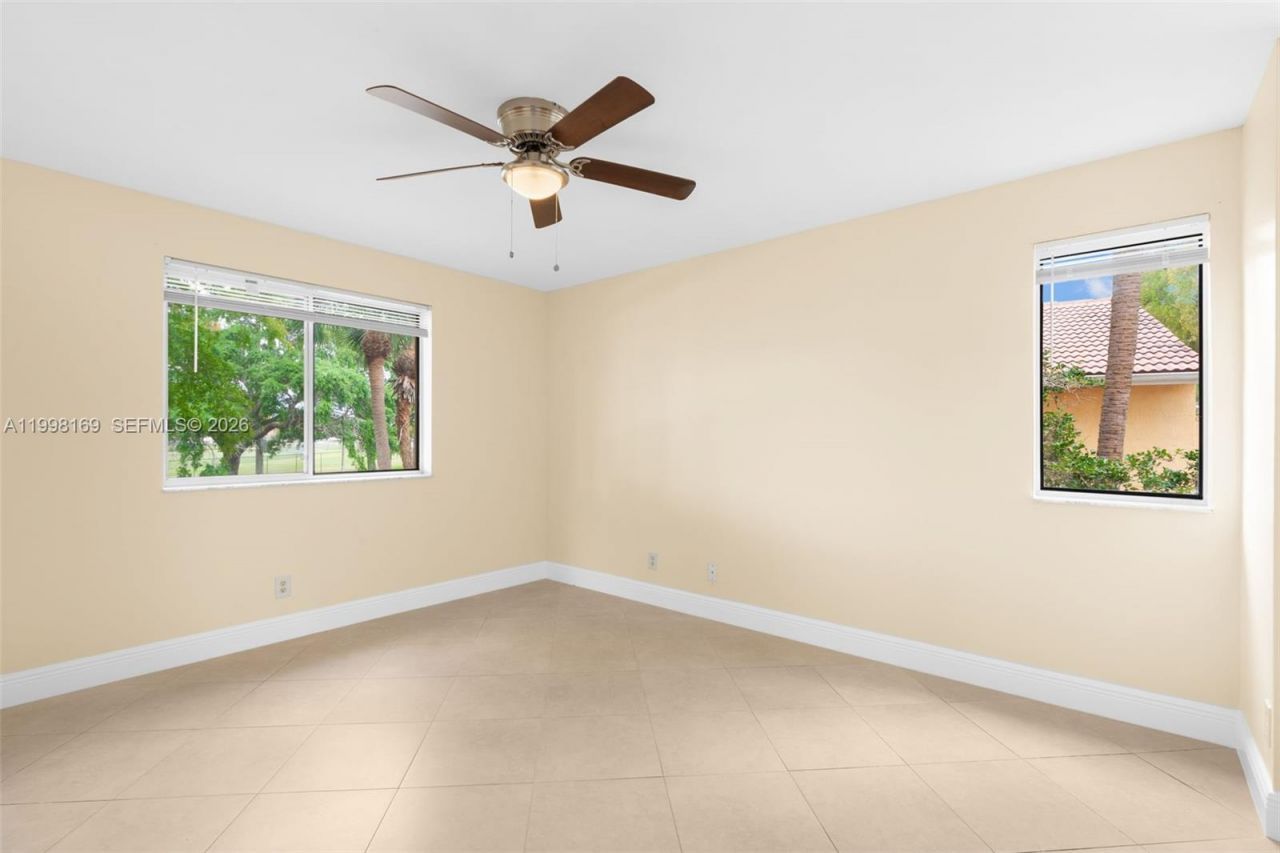 1139 Coral Club Dr , Unit 1139, Coral Springs, FL 33071 Photo