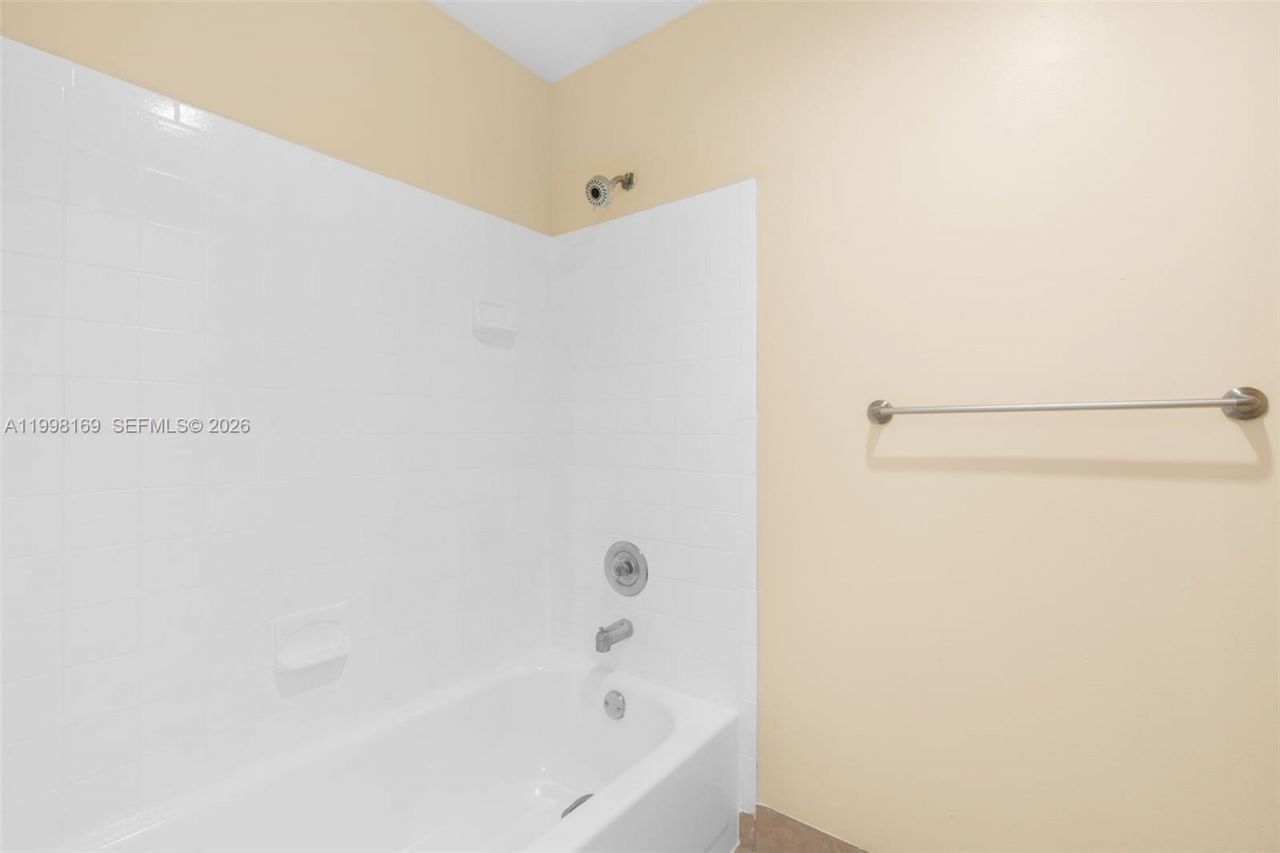 1139 Coral Club Dr , Unit 1139, Coral Springs, FL 33071 Photo