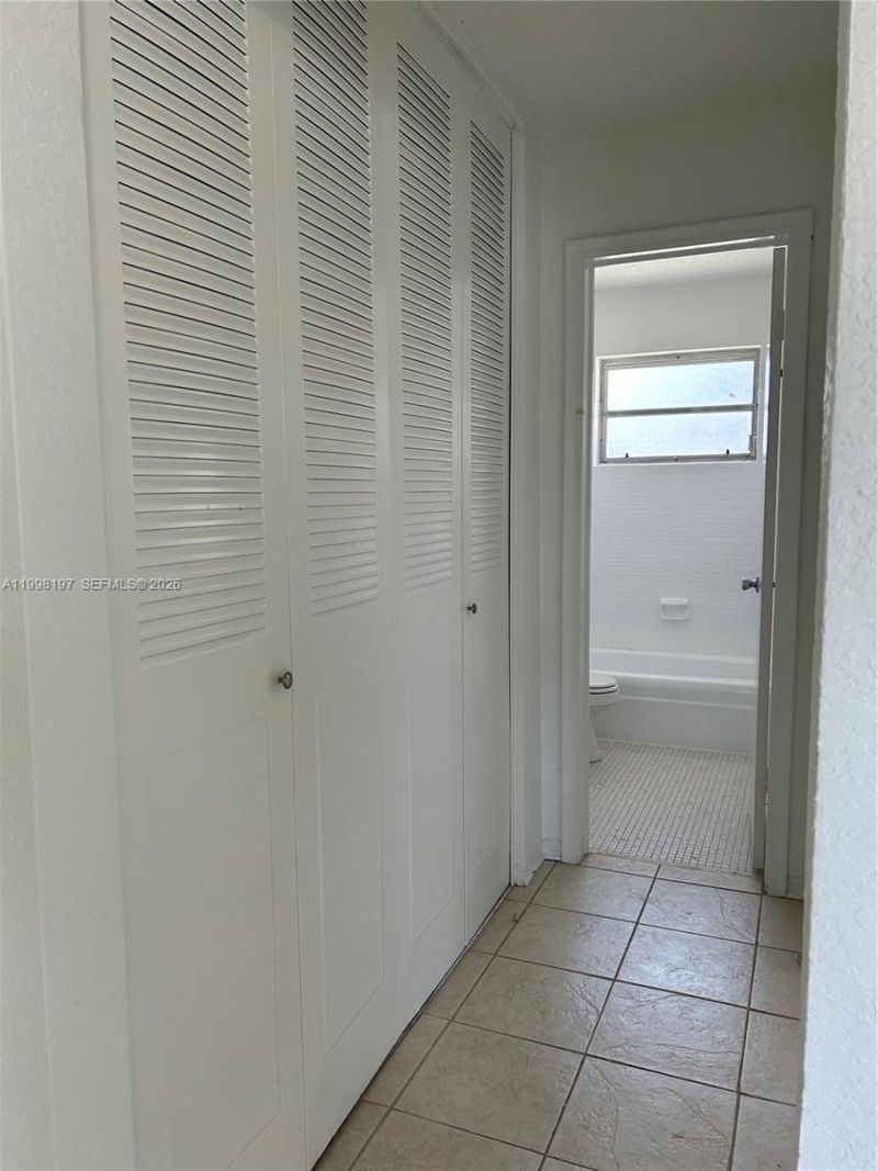 2225 Polk St, Unit 6B, Hollywood, FL 33020 Photo