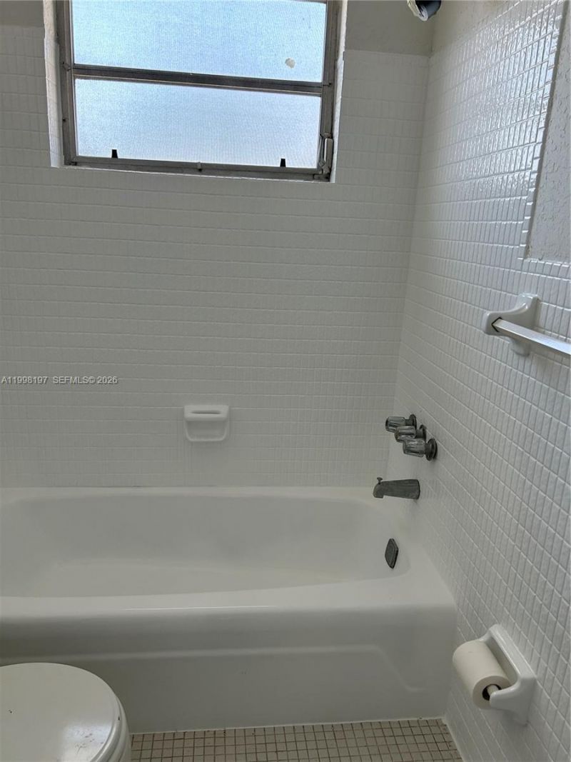 2225 Polk St, Unit 6B, Hollywood, FL 33020 Photo