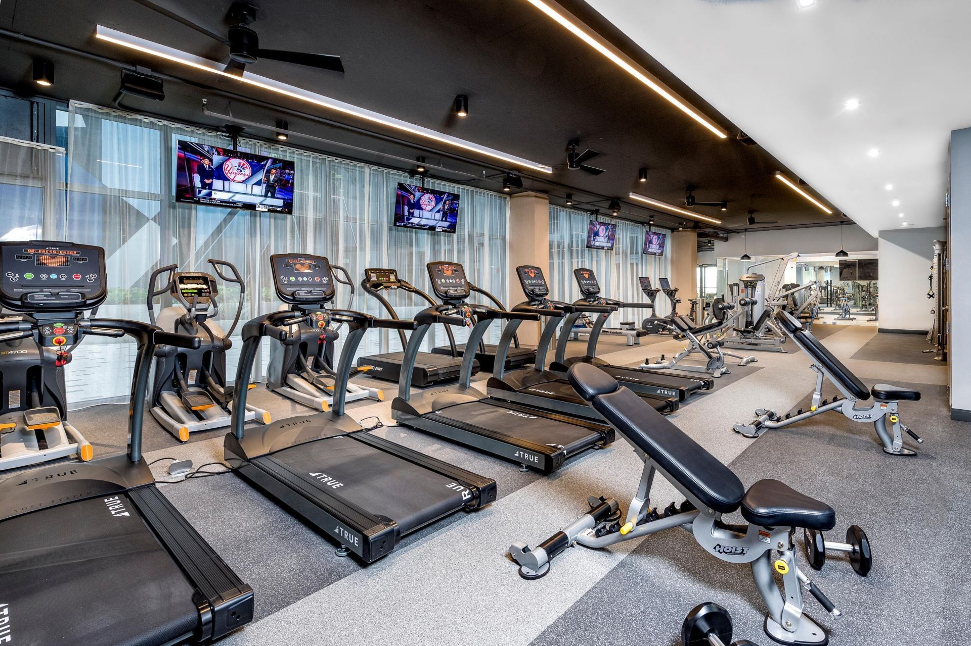 240 NW 25th Street, Unit 320, Miami, FL 33127 Photo