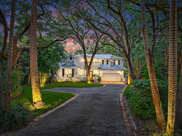 2605 Natures Way, Palm Beach Gardens, FL 33410