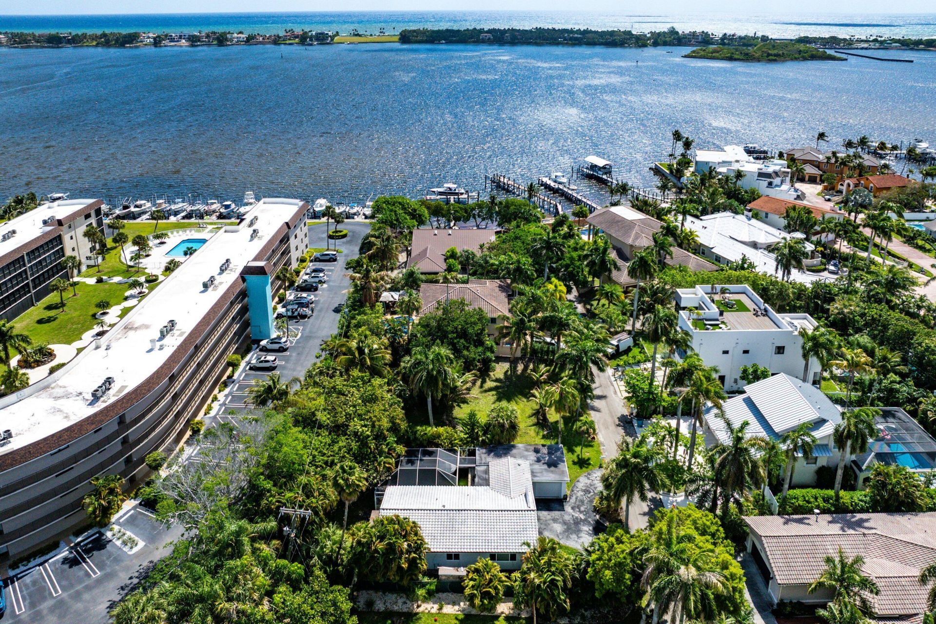 631 Lakeside Harbor, Boynton Beach, FL 33435 Photo
