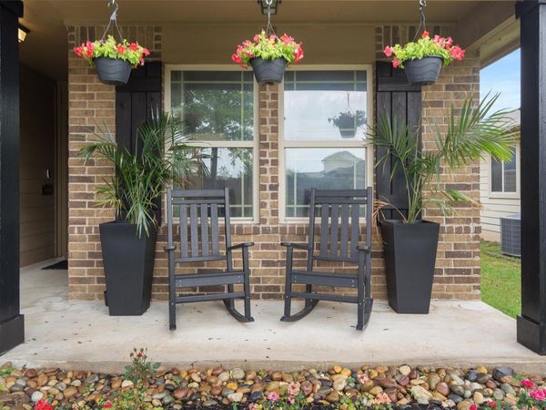 606 Old Peak RD, Georgetown, TX 78626