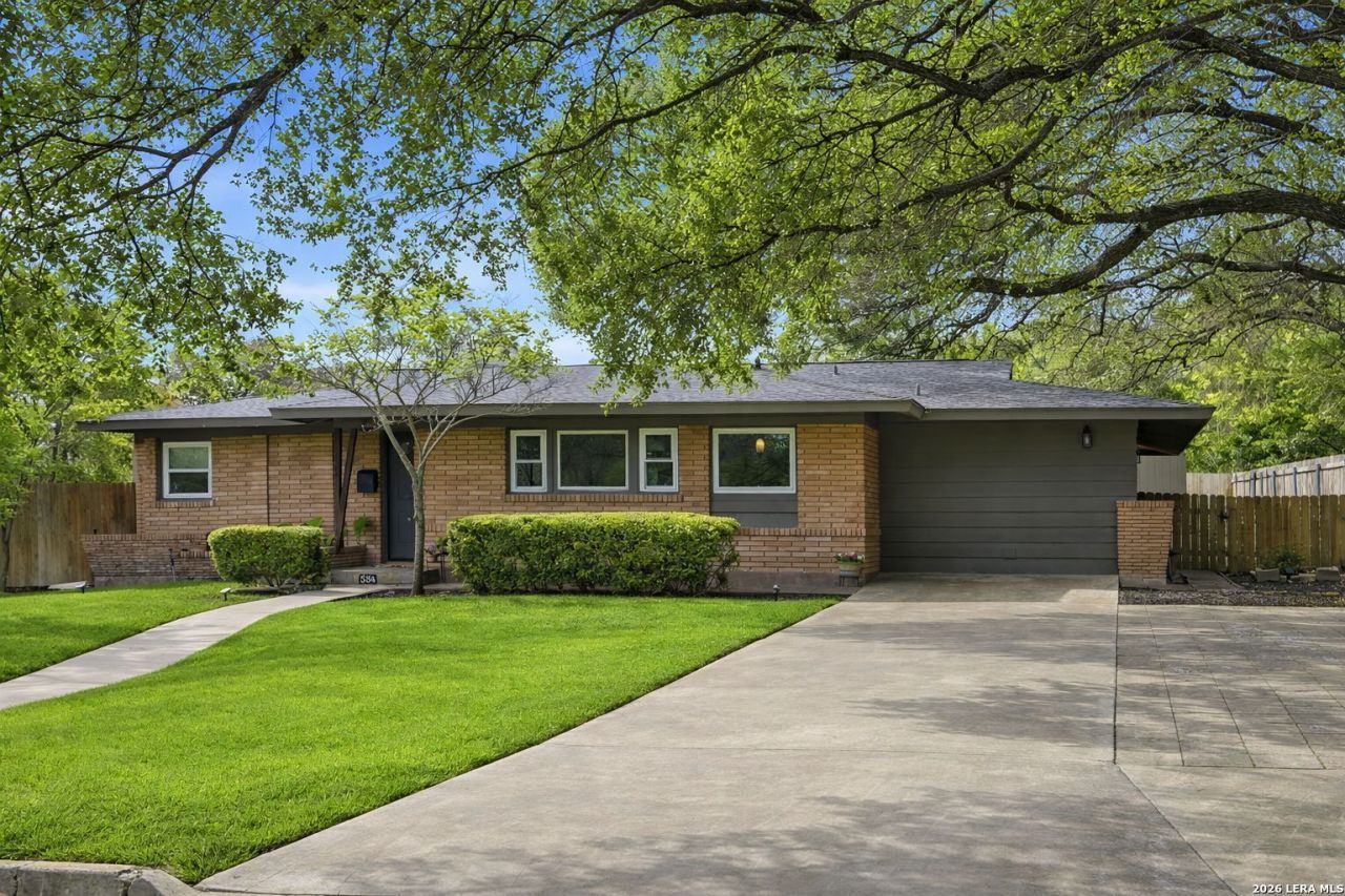 534 Woodcrest, San Antonio, TX 78209 Main Photo