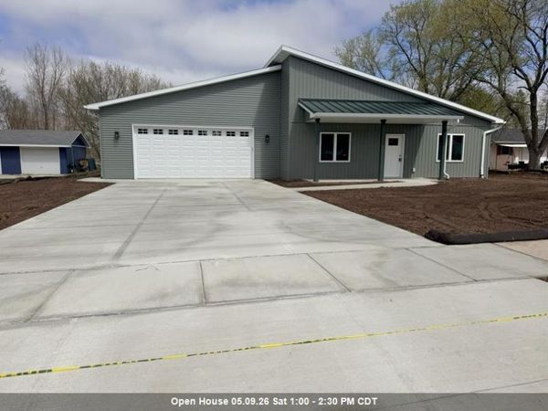 621 PEARL STREET, Seymour, WI 54165