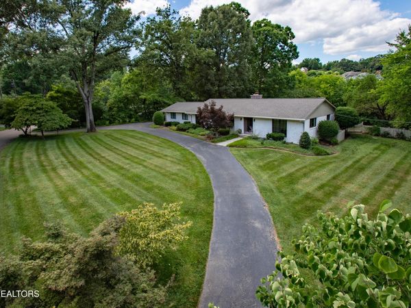 5413 Riverbend Drive, Knoxville, TN 37919