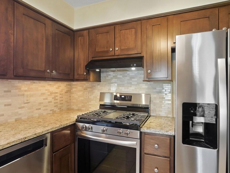 1256 Francisco Road, Columbus, OH 43220 Photo 13