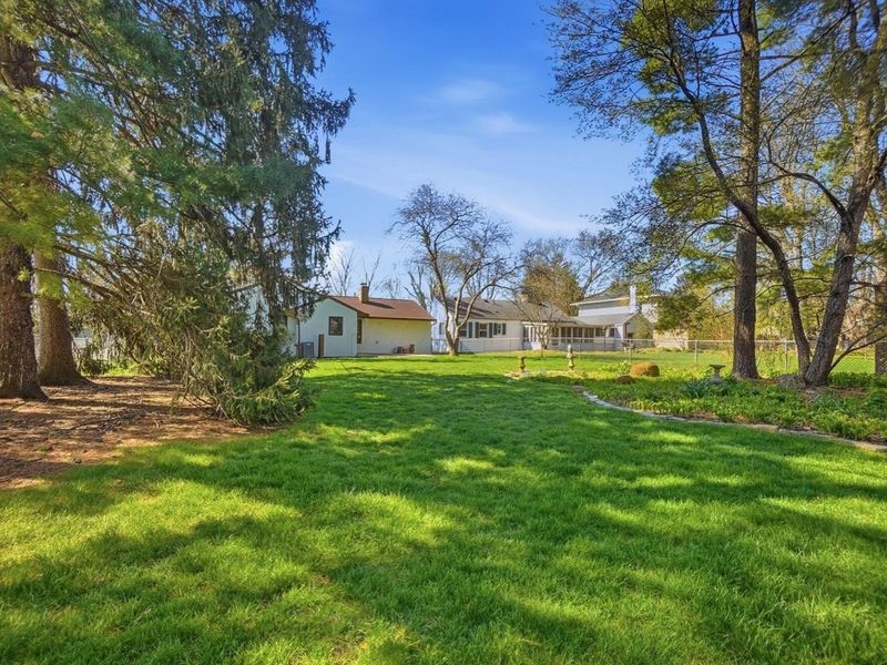 1256 Francisco Road, Columbus, OH 43220 Photo 3