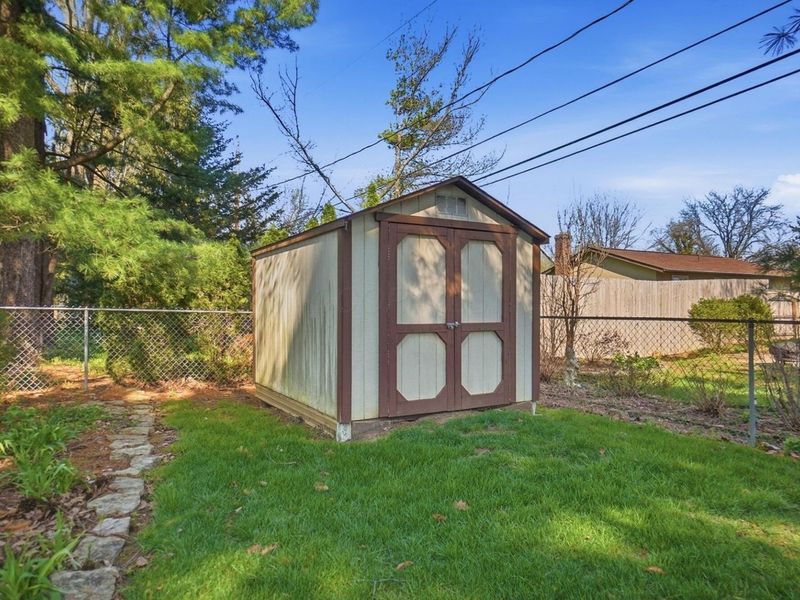 1256 Francisco Road, Columbus, OH 43220 Photo 40