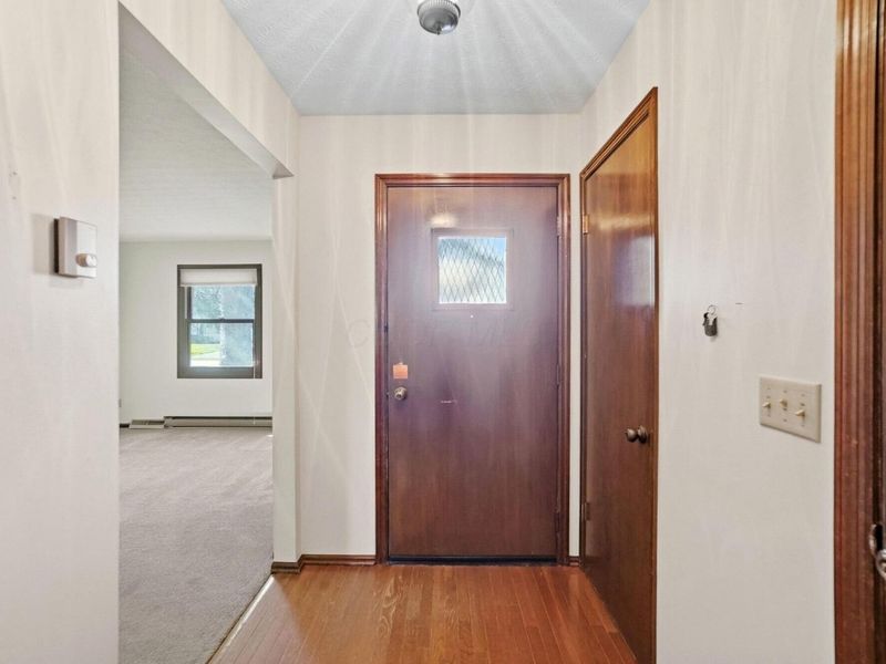 1256 Francisco Road, Columbus, OH 43220 Photo 8