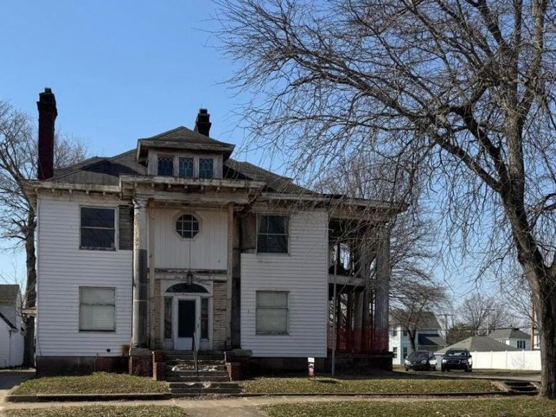 615 S Court Street , Circleville, OH 43113 Photo 1