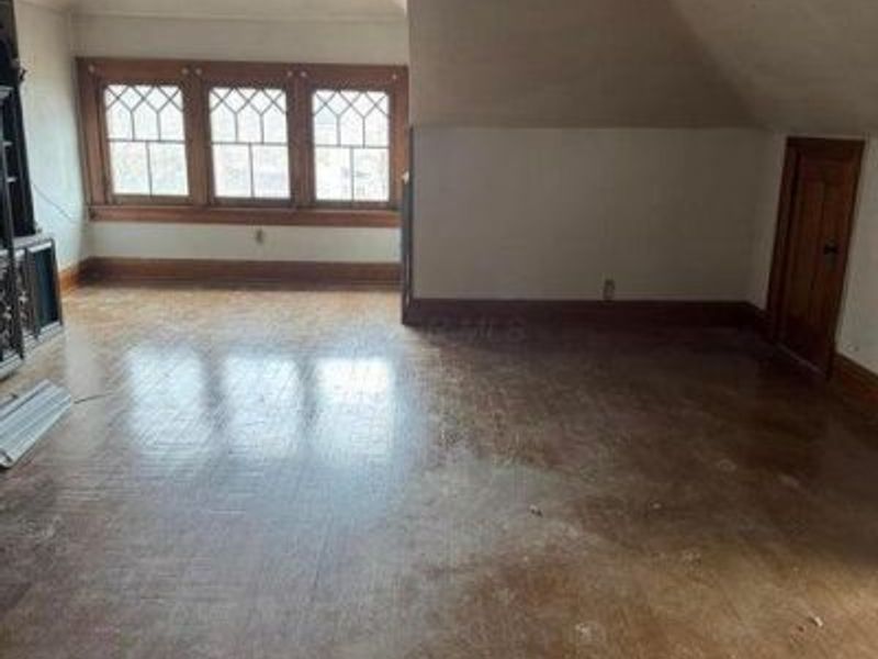 615 S Court Street , Circleville, OH 43113 Photo 5