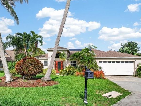 1145 Moon Lake DR, NAPLES, FL 34104