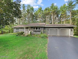1 Foxhound Run Saratoga Springs, NY 12866