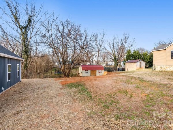 1554 7th Avenue Drive SW, Hickory, NC 28602