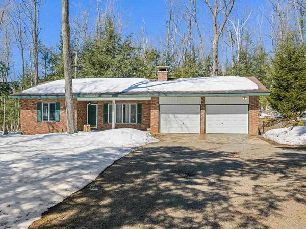 7505 Tamarac Trail, Harbor Springs, MI 49740