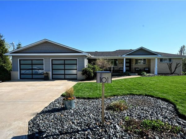 101 Meadow Dr, Elizabeth Twp, PA 15037