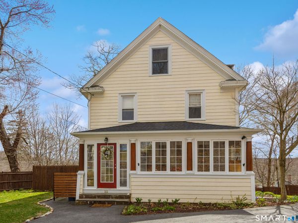 22 Summit , Essex, CT 06442