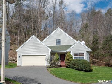 106 Sullivan Farm, Unit 106, New Milford, CT 06776