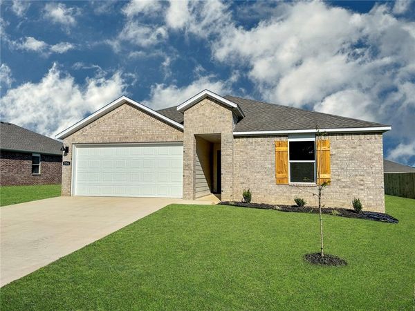 535 Nevada Street , Farmington, AR 72730