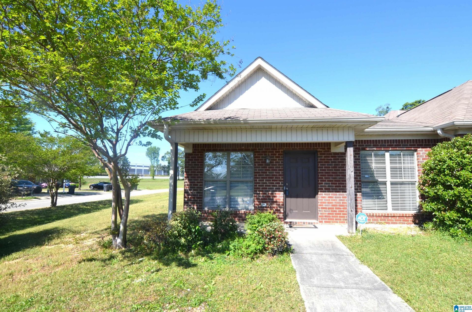 501 Castlebury Lane, Calera, AL 35040 Main Photo