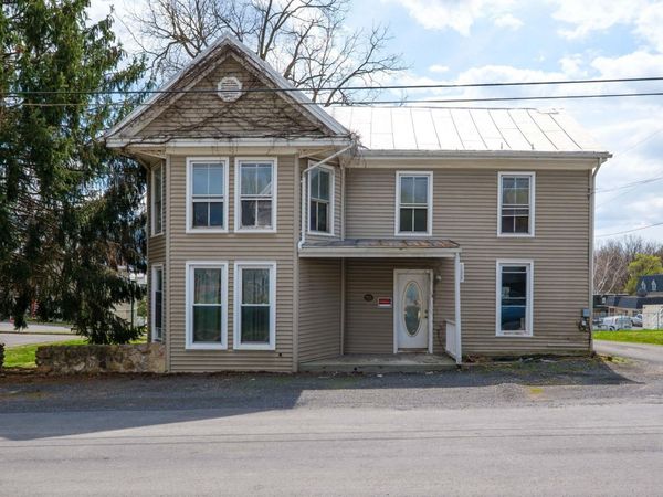 105 S HIGH ST, EDINBURG, VA 22842