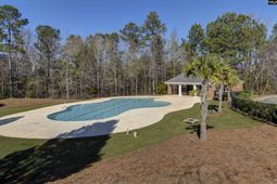 5 Woodhouse Court photo 4