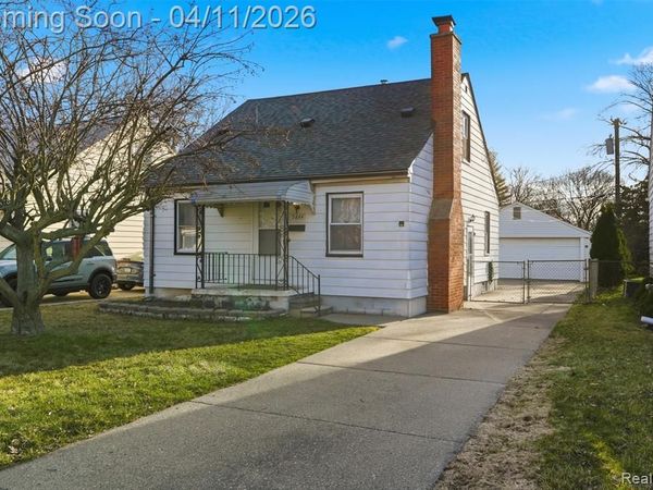 5844 Gilman Street, Garden City, MI 48135