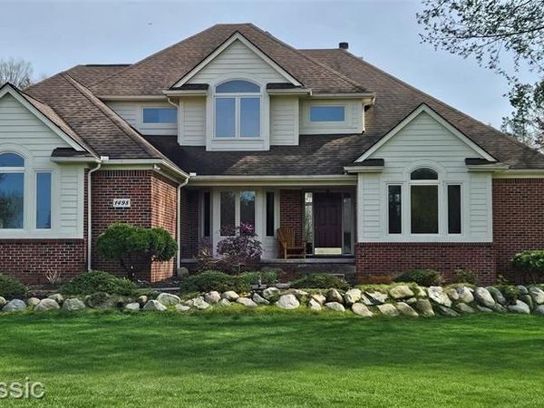 1498 Anchor Lane, Highland Twp, MI 48356