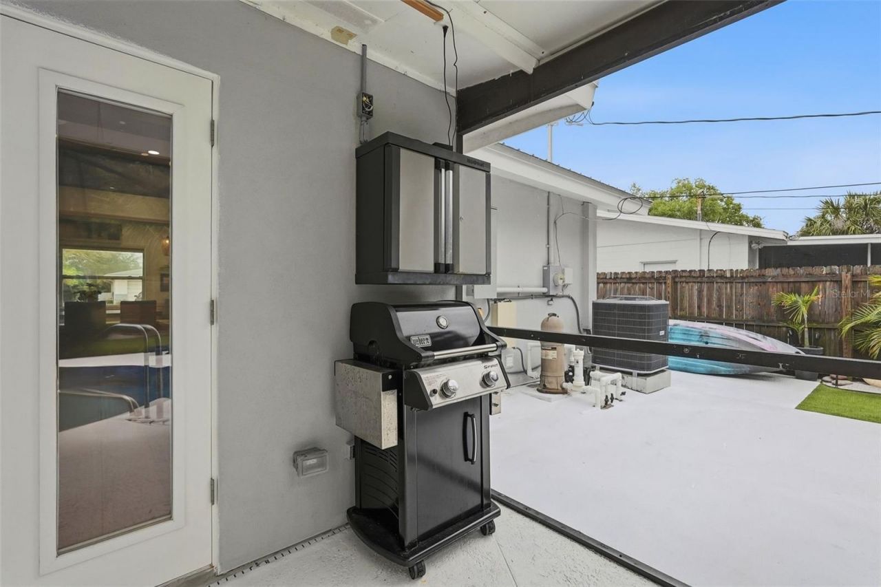 3698 61st Way N, Saint Petersburg, FL 33710 Photo