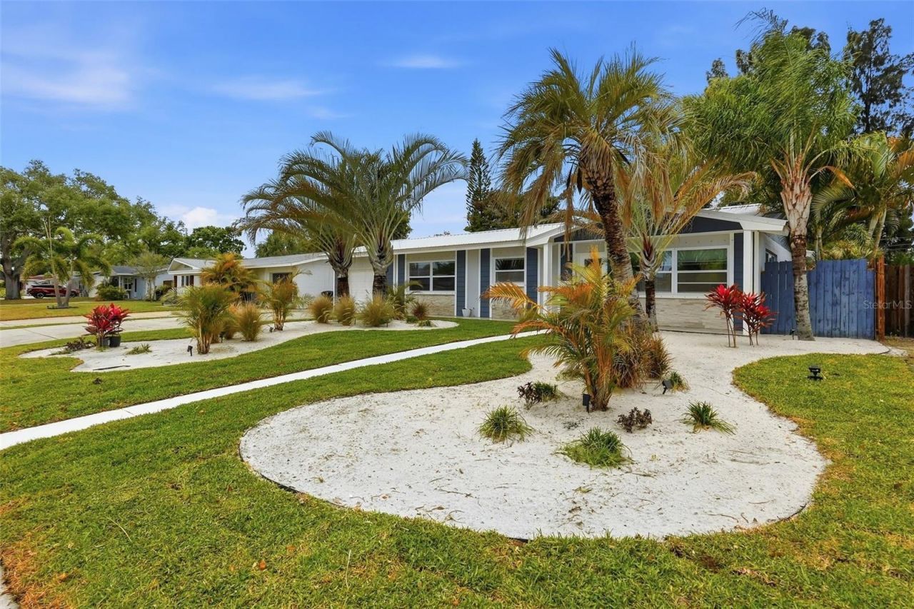 3698 61st Way N, Saint Petersburg, FL 33710 Photo