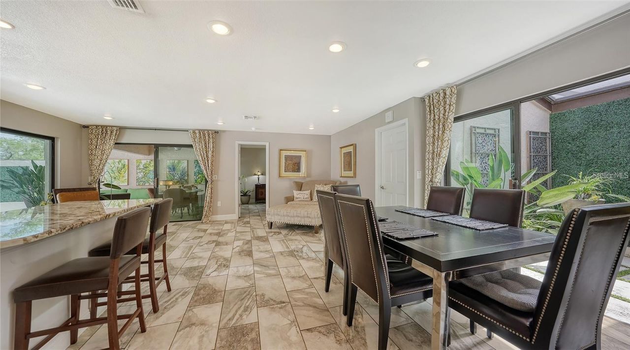 3842 Glen Oaks Manor Drive, Sarasota, FL 34232 Photo