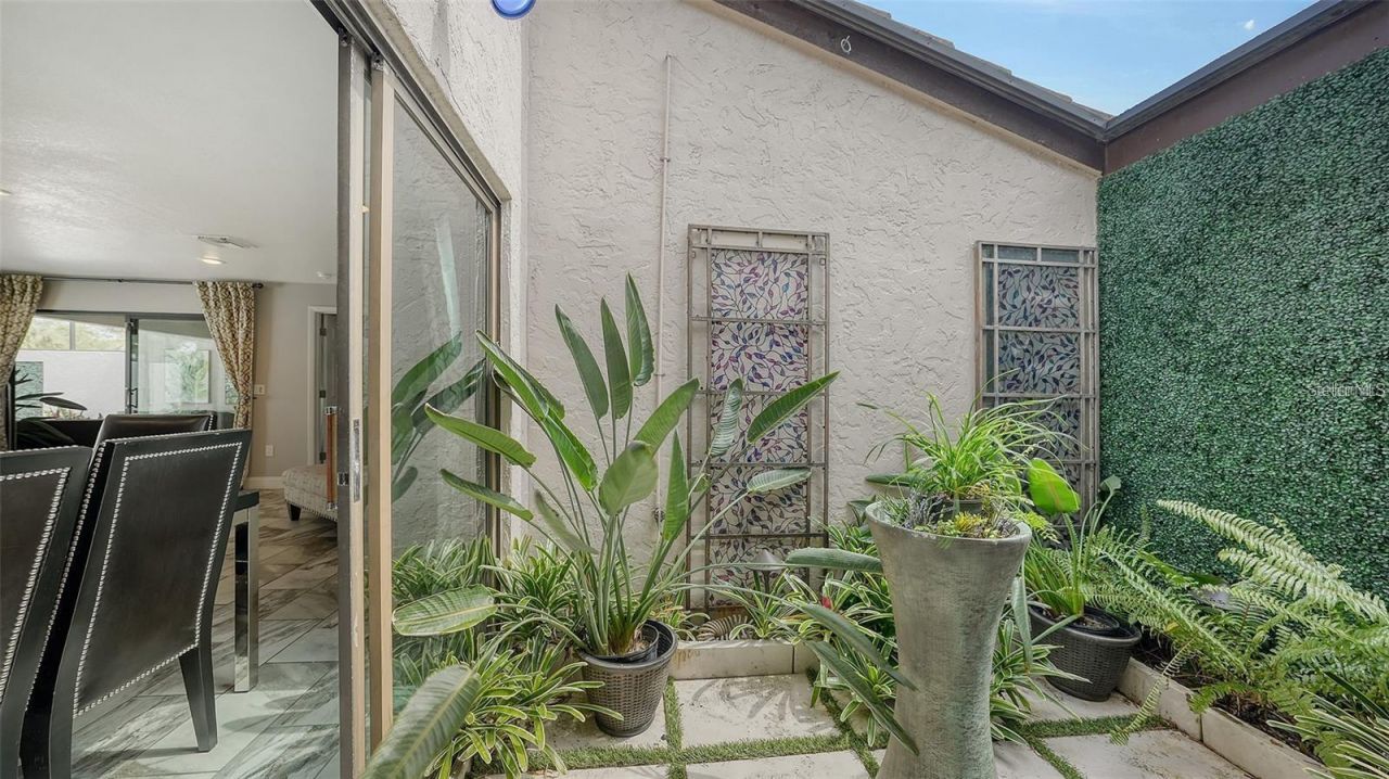 3842 Glen Oaks Manor Drive, Sarasota, FL 34232 Photo