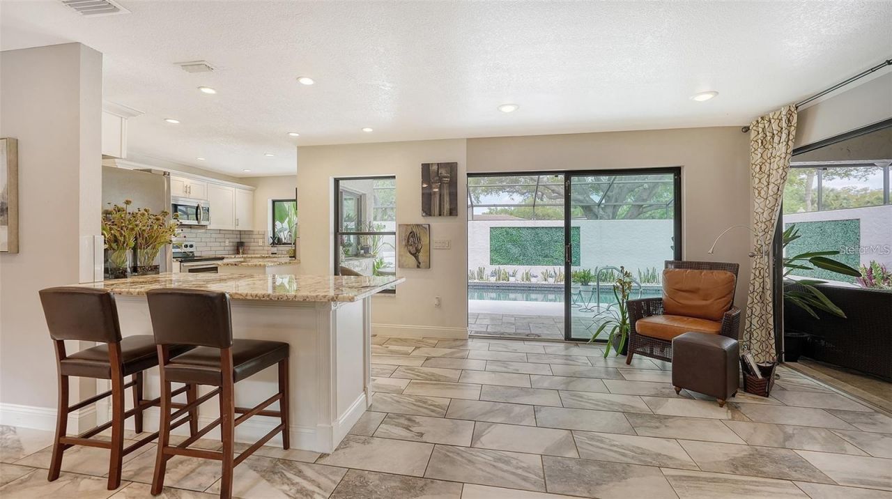 3842 Glen Oaks Manor Drive, Sarasota, FL 34232 Photo