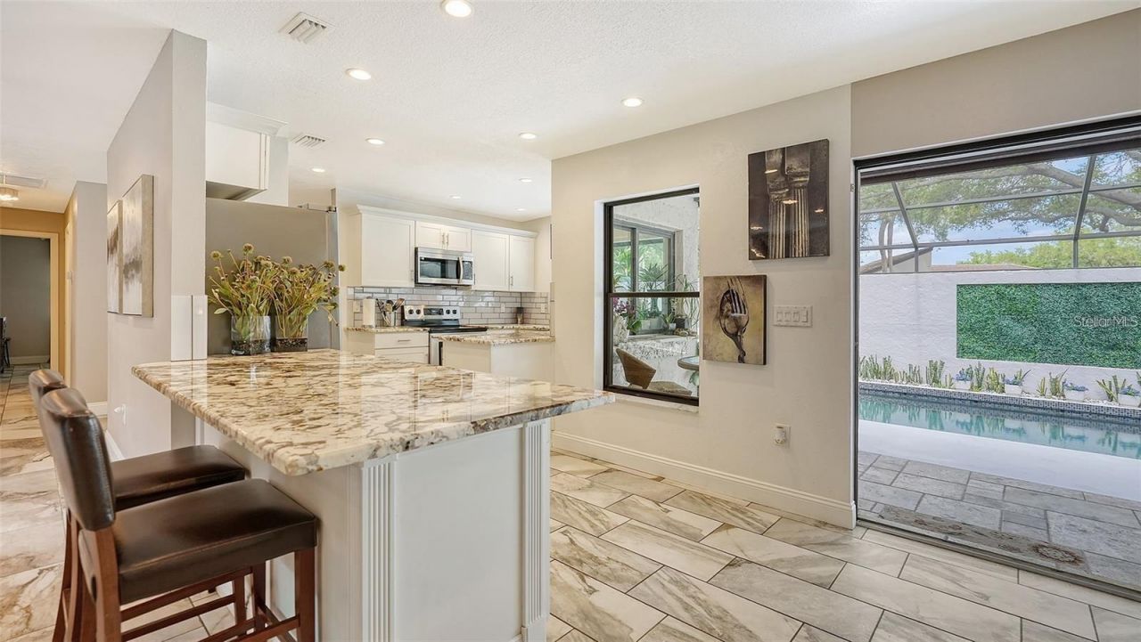 3842 Glen Oaks Manor Drive, Sarasota, FL 34232 Photo