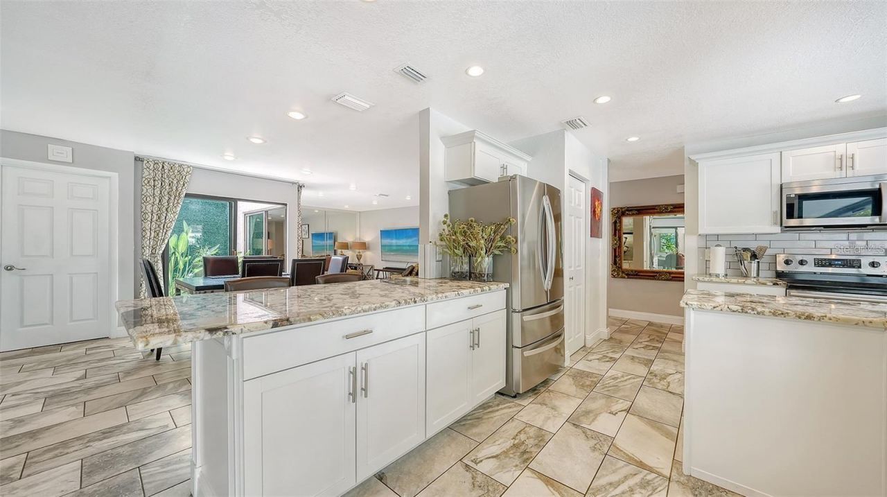 3842 Glen Oaks Manor Drive, Sarasota, FL 34232 Photo