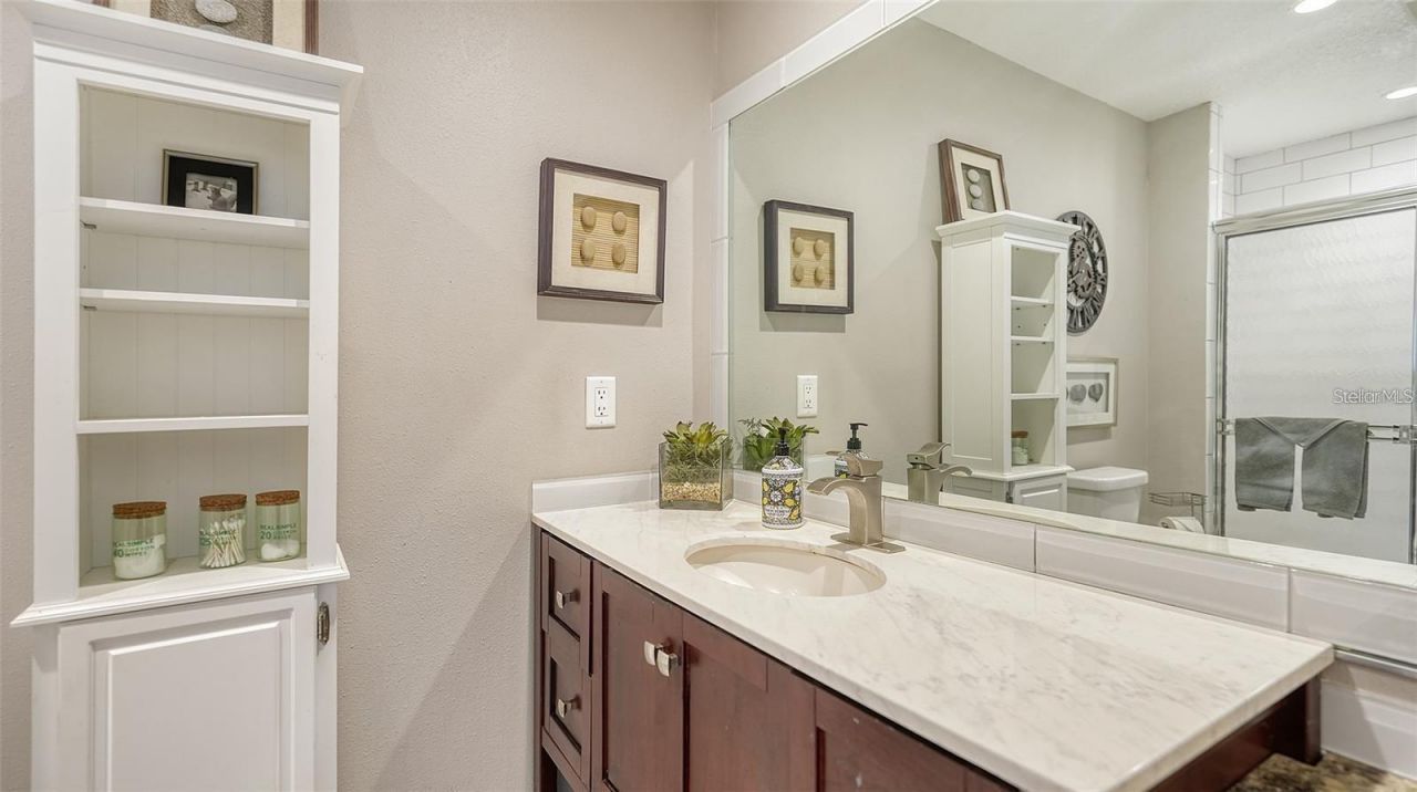 3842 Glen Oaks Manor Drive, Sarasota, FL 34232 Photo