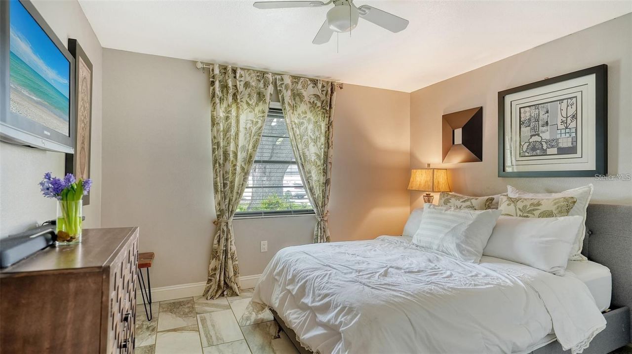 3842 Glen Oaks Manor Drive, Sarasota, FL 34232 Photo