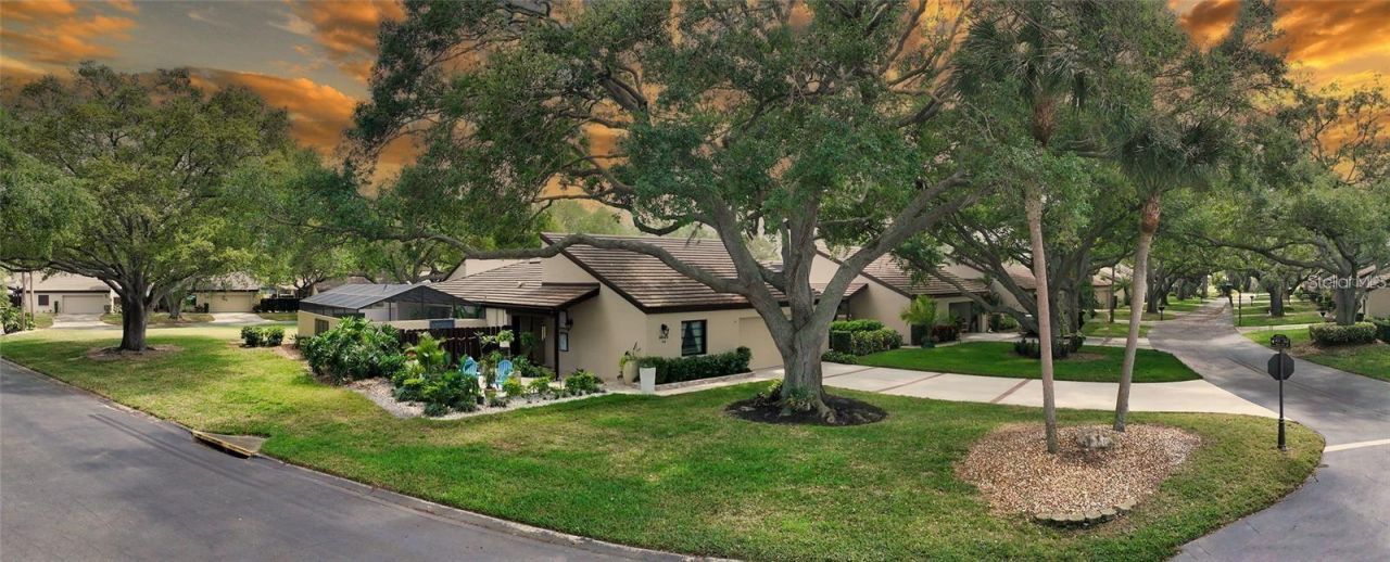 3842 Glen Oaks Manor Drive, Sarasota, FL 34232 Photo