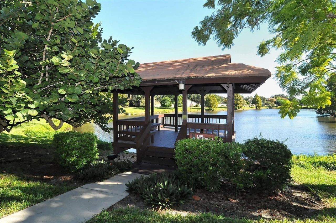 3842 Glen Oaks Manor Drive, Sarasota, FL 34232 Photo