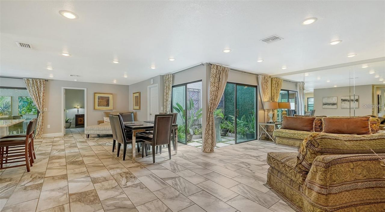 3842 Glen Oaks Manor Drive, Sarasota, FL 34232 Photo